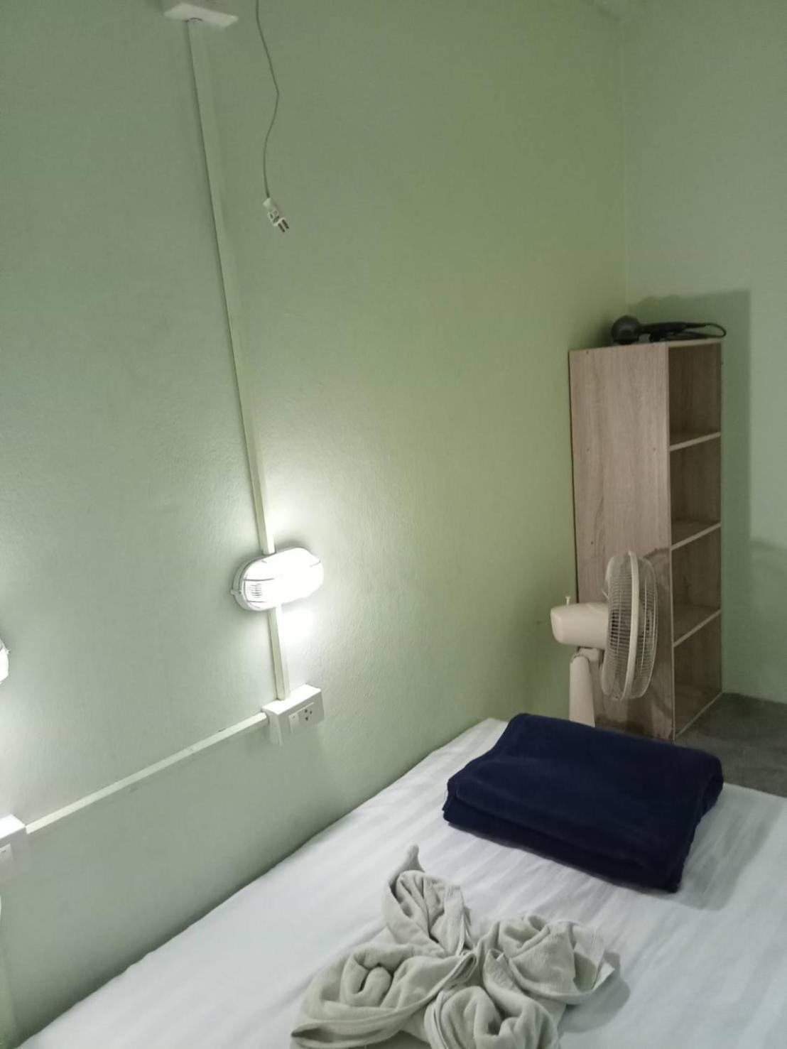 Newnormal Hotel Chiang Mai Kamer foto
